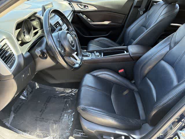 Used 2017 MAZDA MAZDA3 Touring FWD image 13