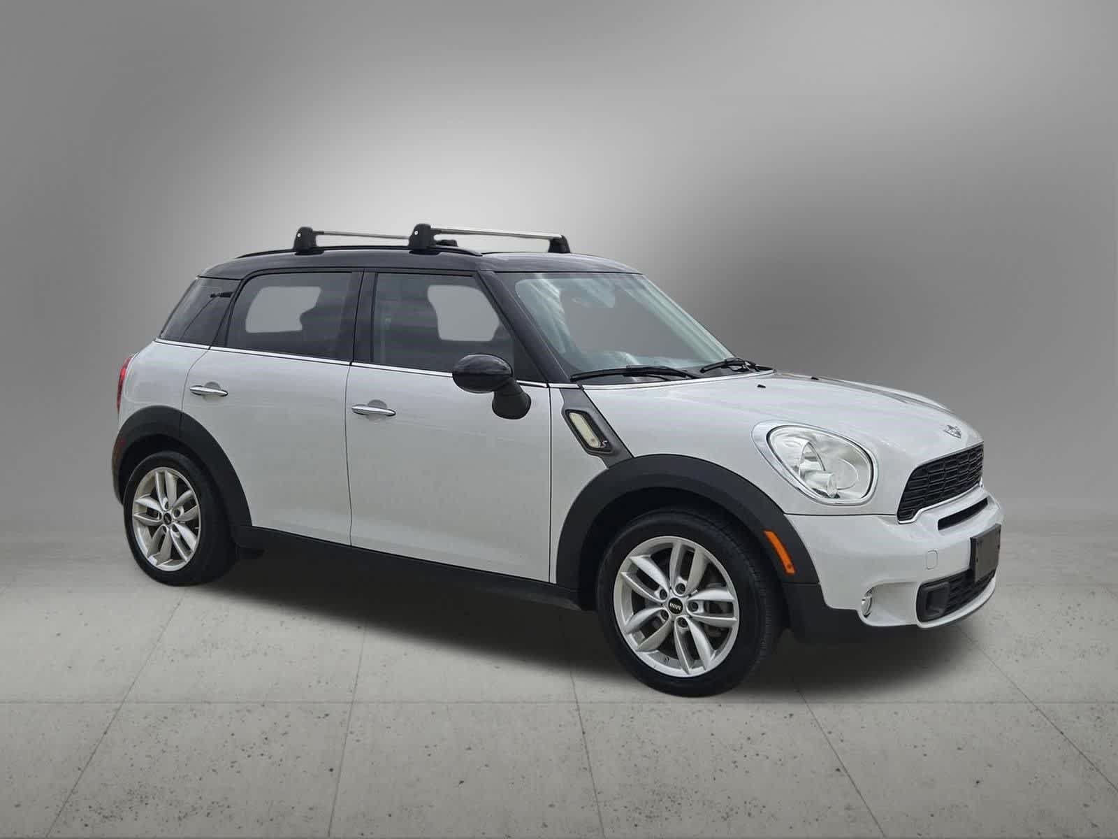 Used 2014 MINI Cooper Countryman S FWD image 8