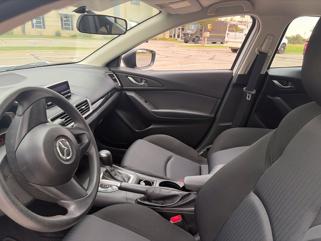 Used 2014 MAZDA MAZDA3 i SV FWD image 19