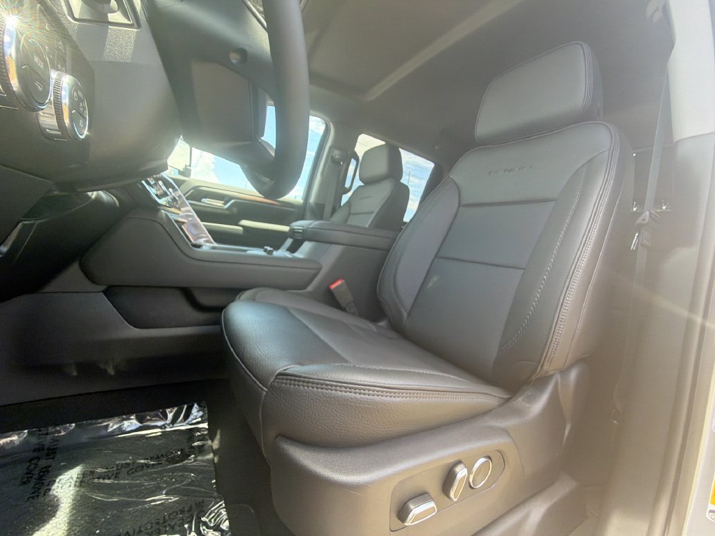 New 2026 GMC Sierra 2500 Denali AWD/4WD image 15