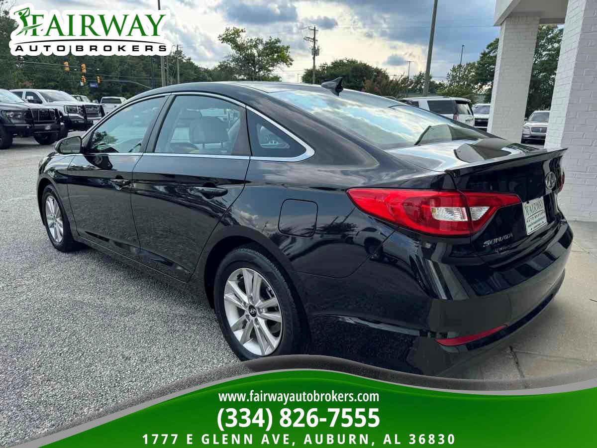 Used 2017 Hyundai Sonata SE FWD image 9