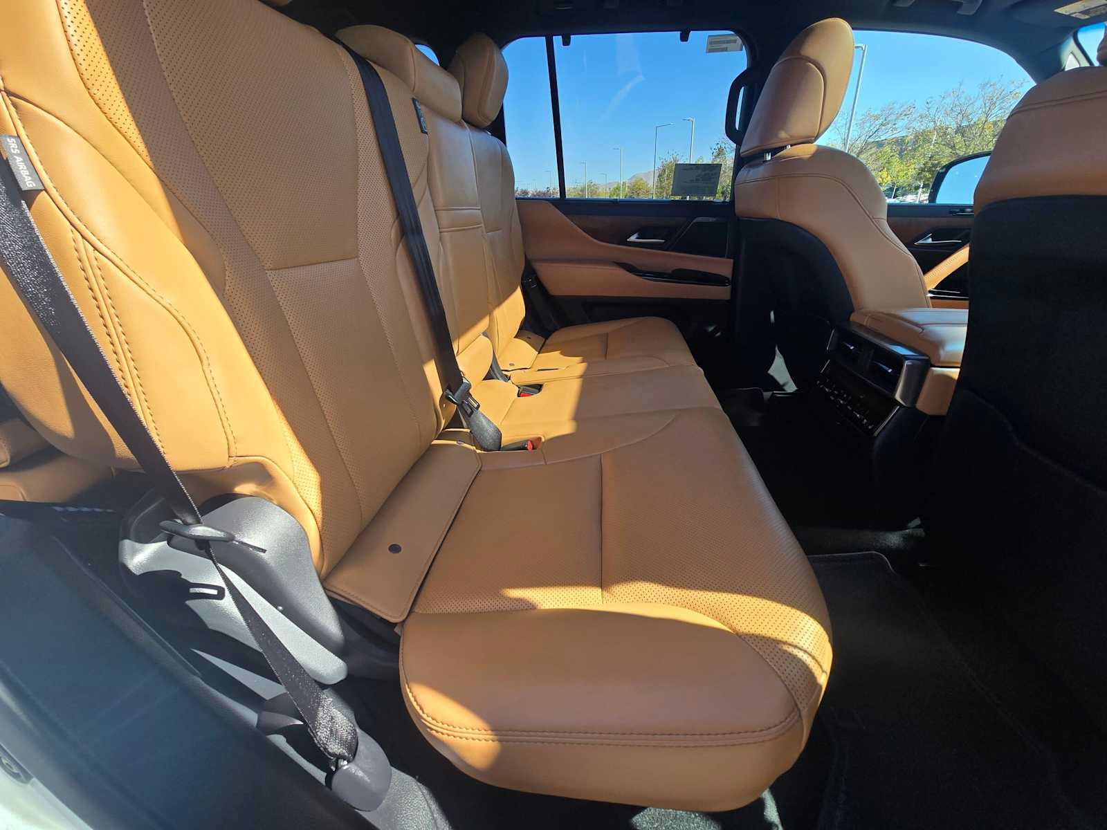 New 2026 Lexus LX 700h Luxury AWD/4WD image 12