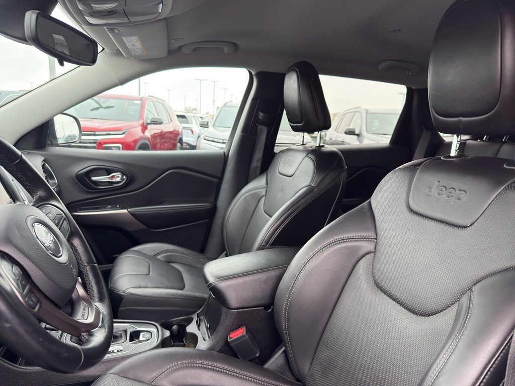 Used 2021 Jeep Cherokee Latitude Lux w/ Trailer Tow Group image 26