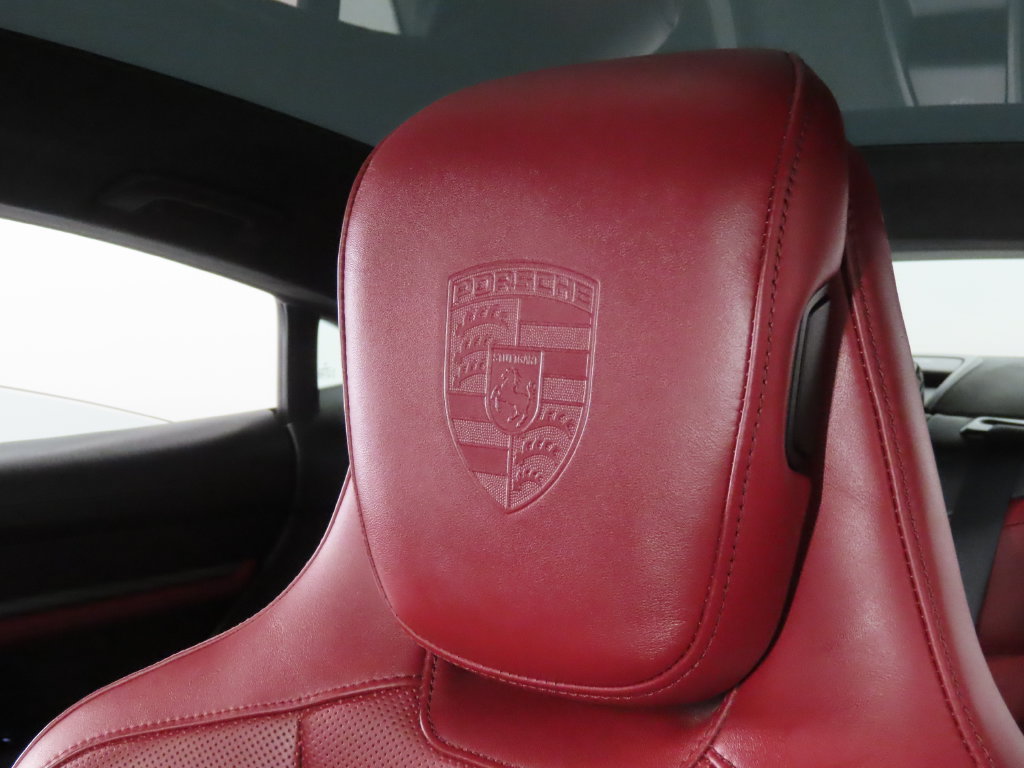 Certified 2020 Porsche Taycan Turbo S AWD/4WD image 39