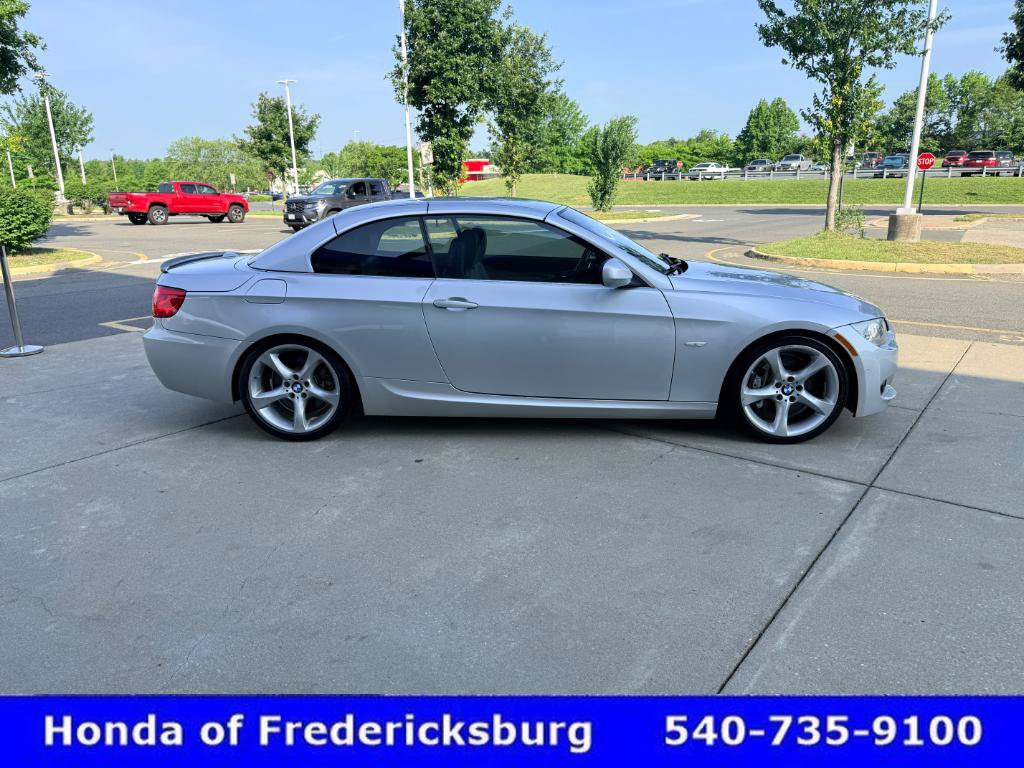 Used 2012 BMW 335i Convertible RWD image 6