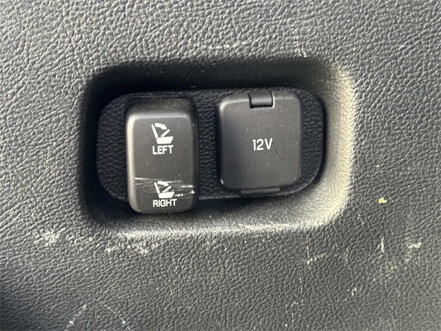 Used 2020 Ford Edge Titanium w/ Equipment Group 301A image 14