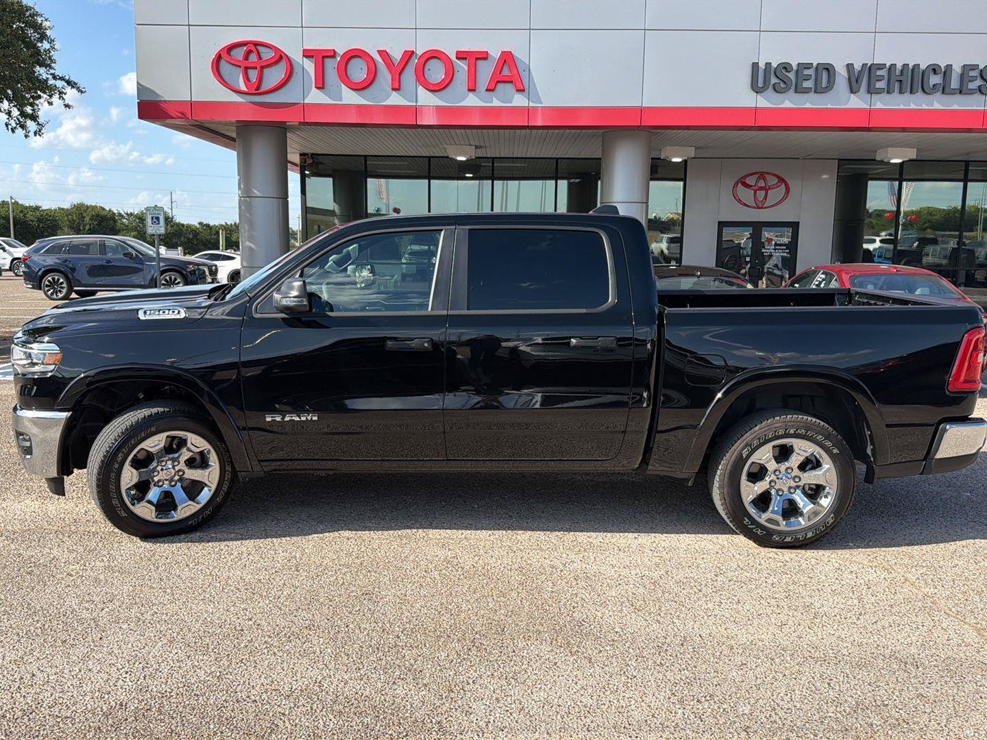 Used 2026 RAM 1500 Lone Star AWD/4WD image 6