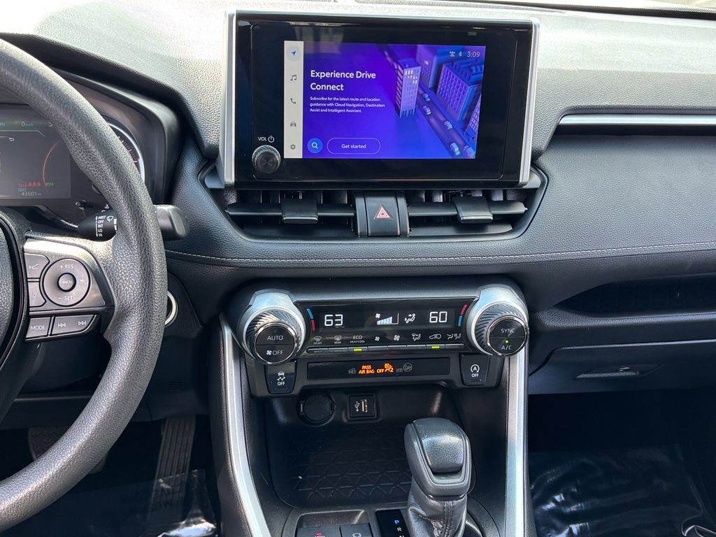 Certified 2024 Toyota RAV4 XLE AWD/4WD image 32