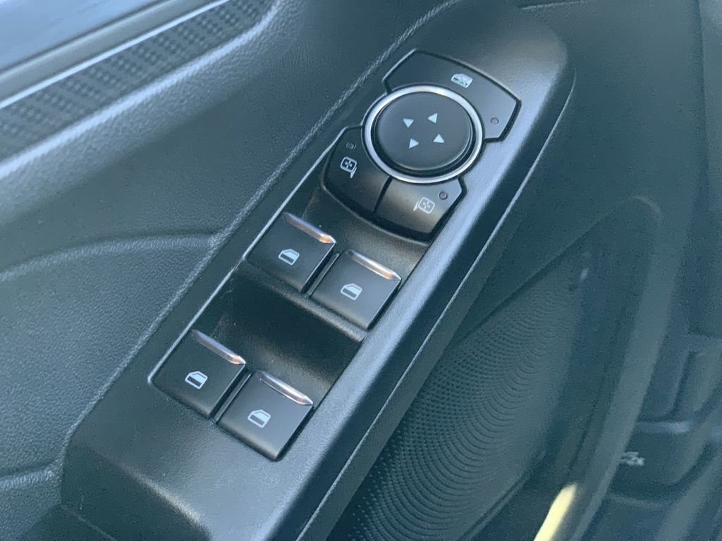 Used 2025 Ford Escape ST-Line image 21
