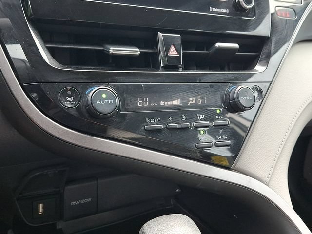Certified 2022 Toyota Camry LE FWD image 15