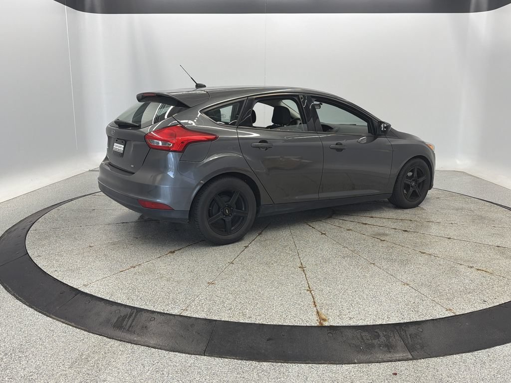 Used 2018 Ford Focus SE FWD image 9