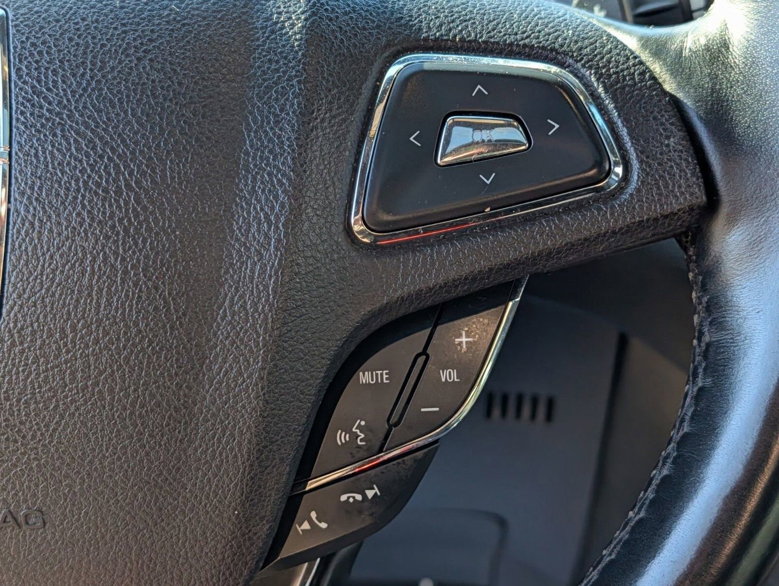 Used 2015 Lincoln MKC AWD w/ Equipment Group 102A Reserve image 32