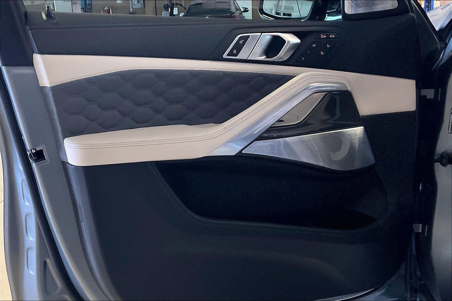 New 2027 BMW X6 M Competition w/ Executive Package AWD/4WD image 10