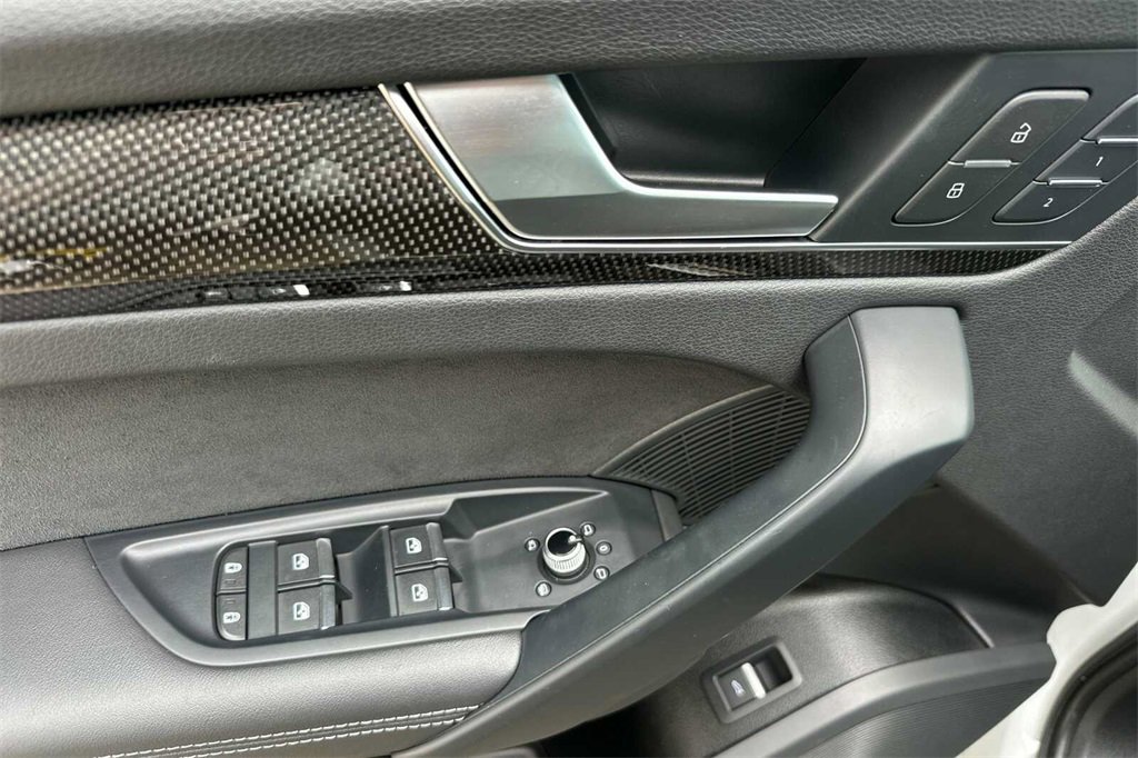 Used 2023 Audi SQ5 Premium Plus w/ Premium Plus Package image 11