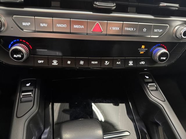 Certified 2023 Kia Telluride S w/ S Sunroof Package AWD/4WD image 42