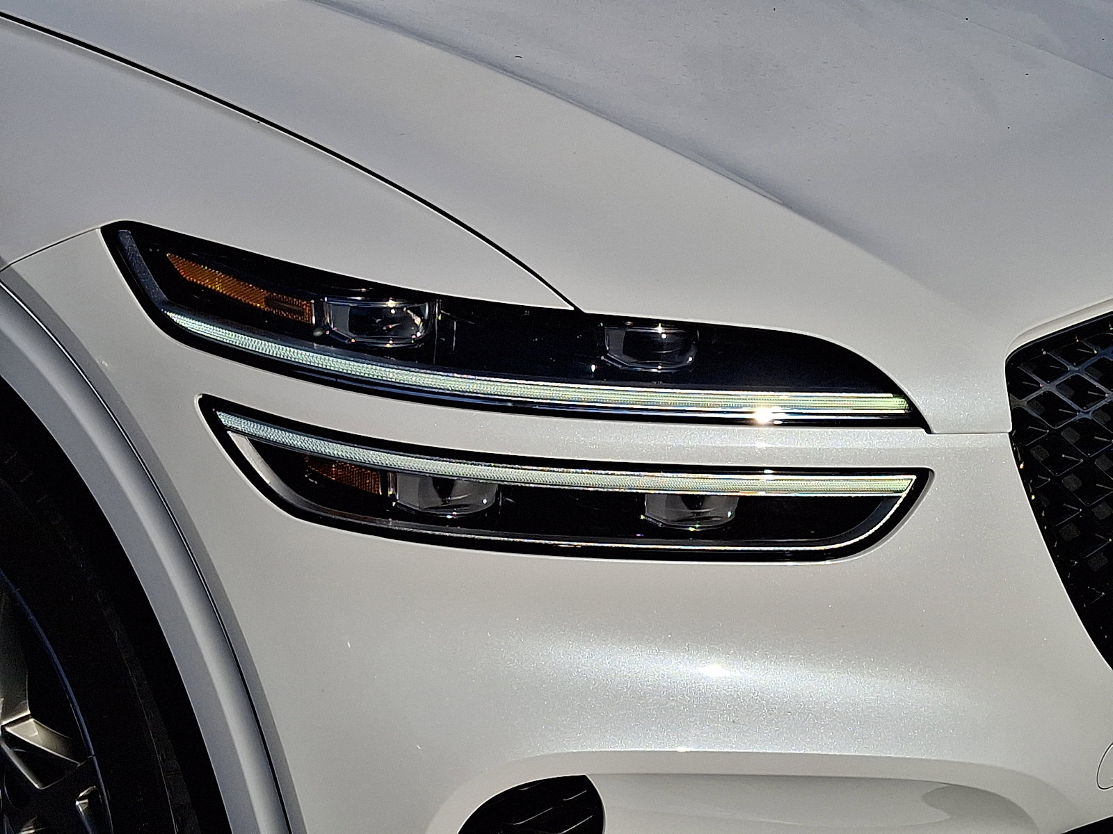 Certified 2023 Genesis GV70 2.5T w/ Select Package AWD/4WD image 9