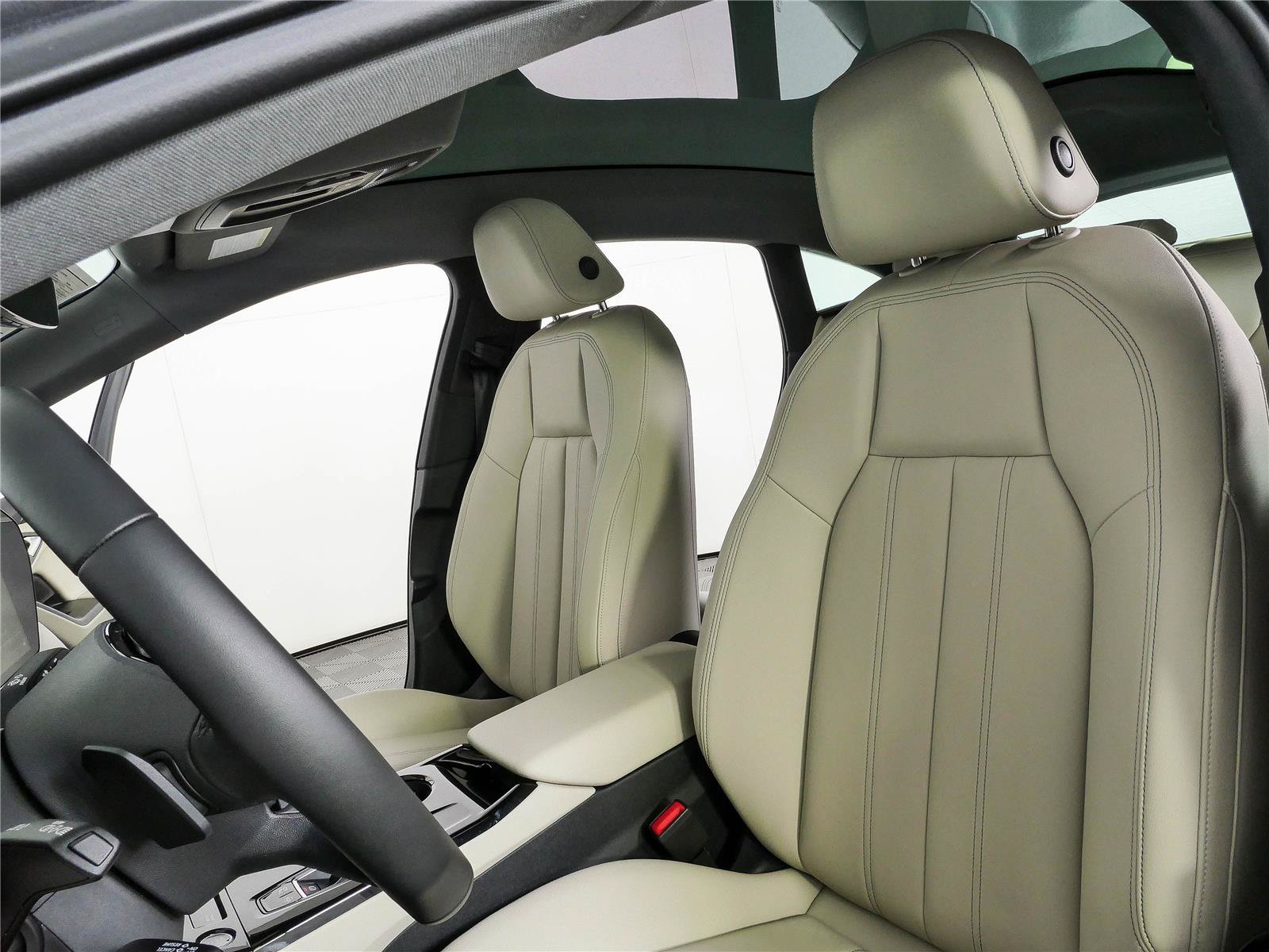 Used 2025 Audi A6 e-tron Premium w/ Ultra Package RWD image 5
