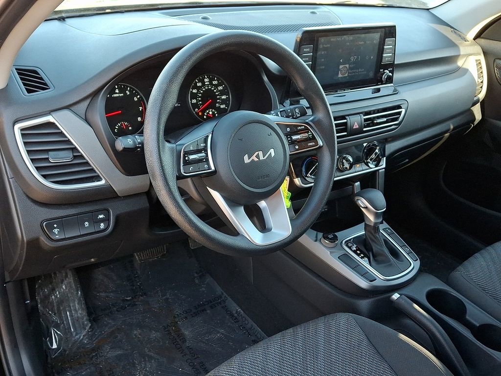 Certified 2023 Kia Seltos LX AWD/4WD image 25