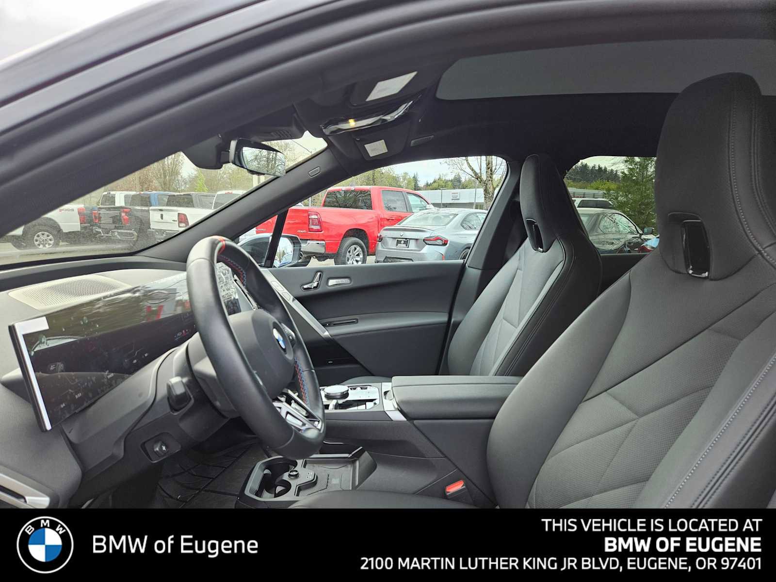 Used 2025 BMW iX M60 image 24