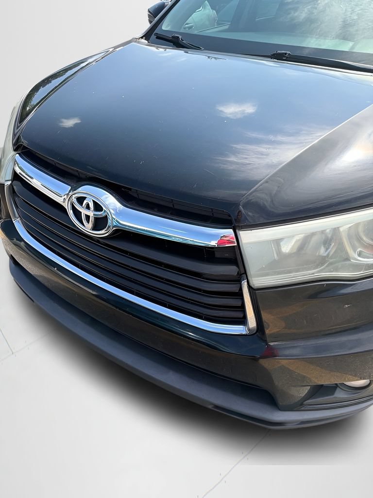 Used 2016 Toyota Highlander Plus FWD image 5