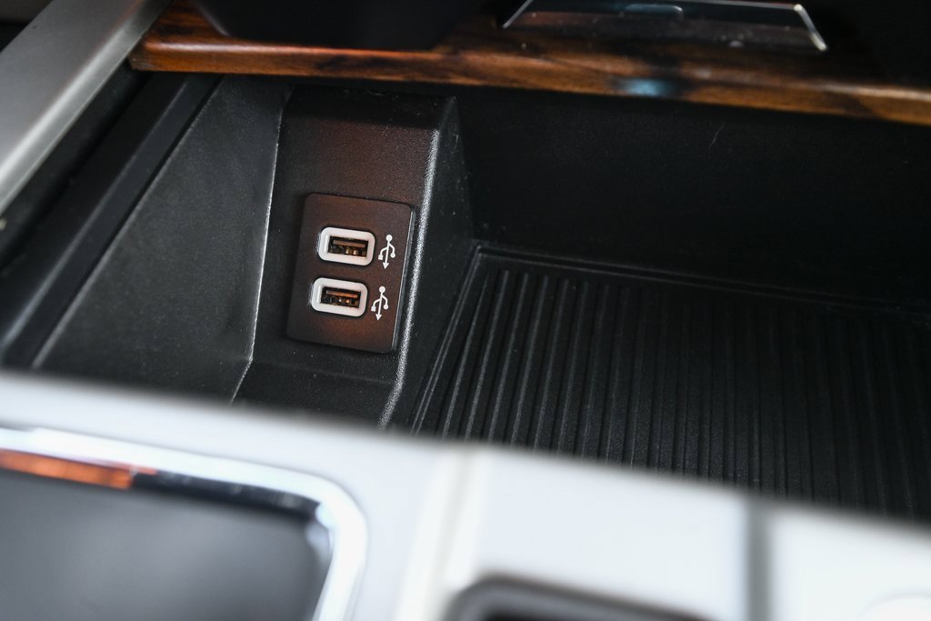 Used 2019 Ford F150 Lariat w/ Equipment Group 502A Luxury image 35