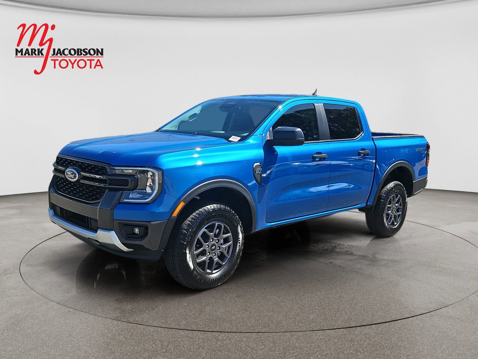 Used 2025 Ford Ranger XLT w/ Equipment Group 301A High AWD/4WD image 1