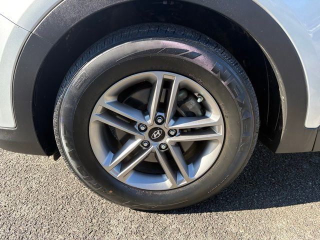 Used 2017 Hyundai Santa Fe Sport image 13