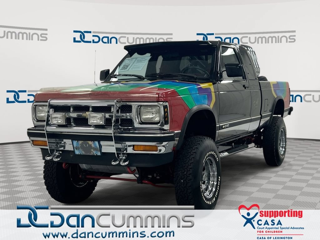 Used 1991 Chevrolet S10 Pickup 4x4 Extended Cab image 1