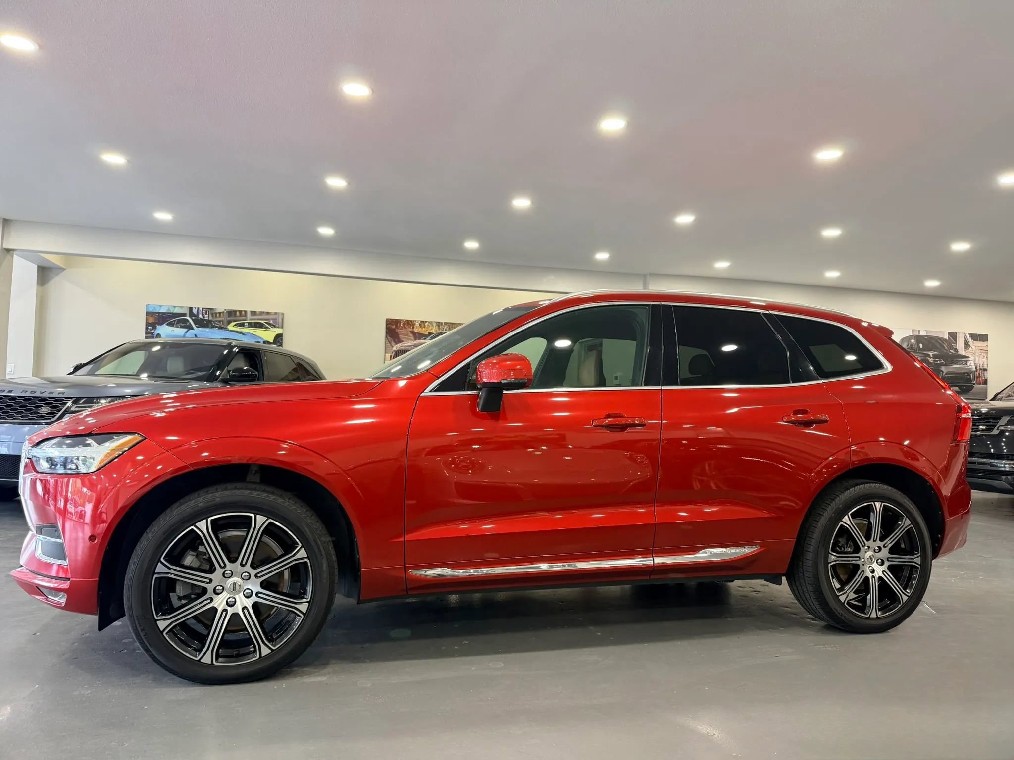 Used 2018 Volvo XC60 T6 Inscription w/ Convenience Package AWD/4WD image 4