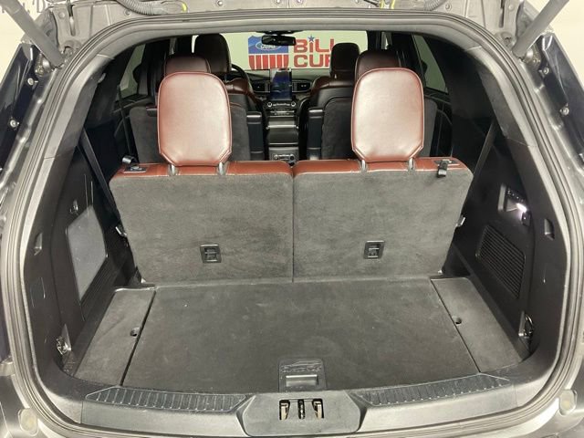 Certified 2020 Ford Explorer Platinum w/ Premium Technology Package image 10