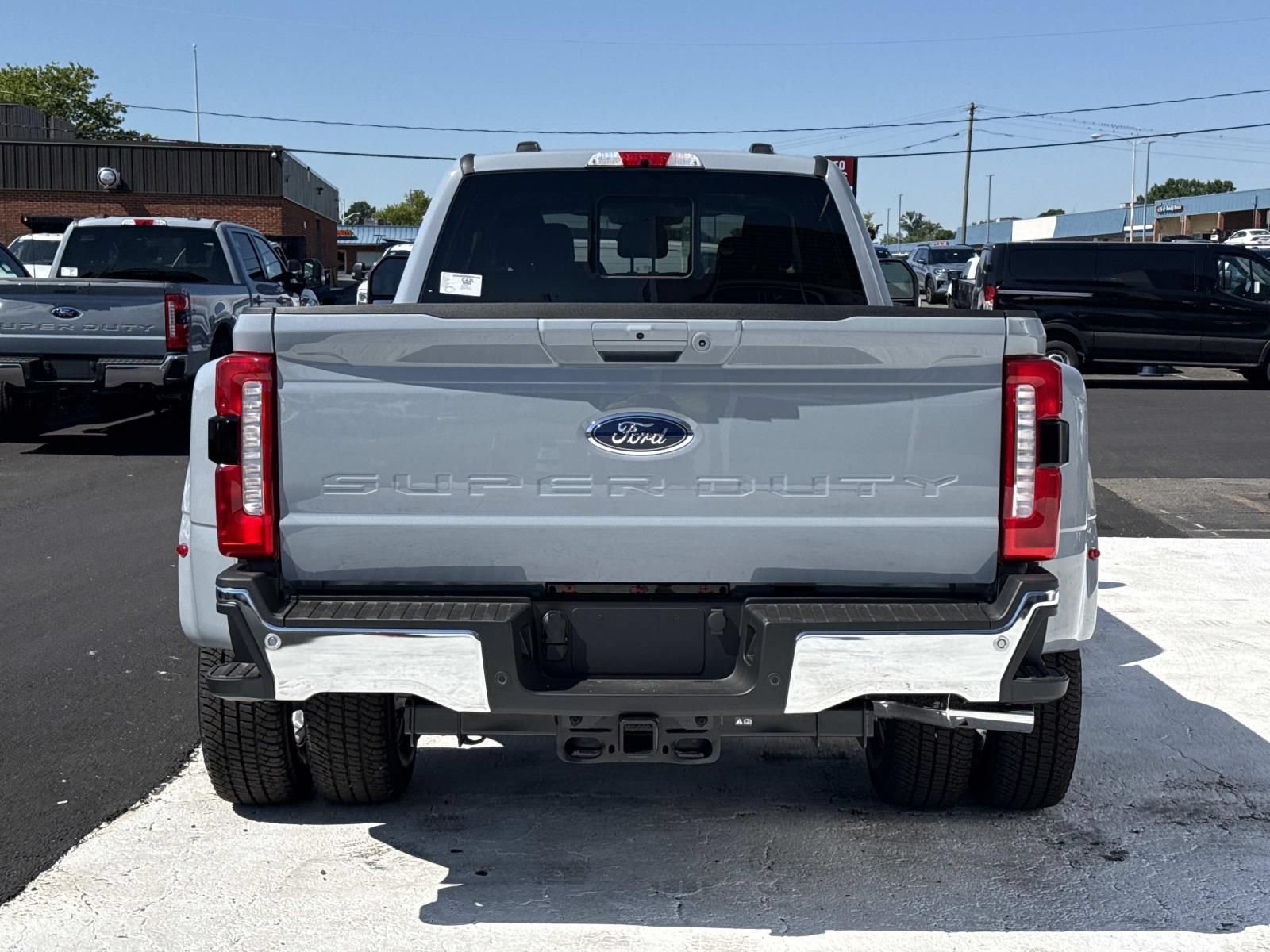 New 2026 Ford F350 Lariat w/ Lariat Ultimate Package AWD/4WD image 4