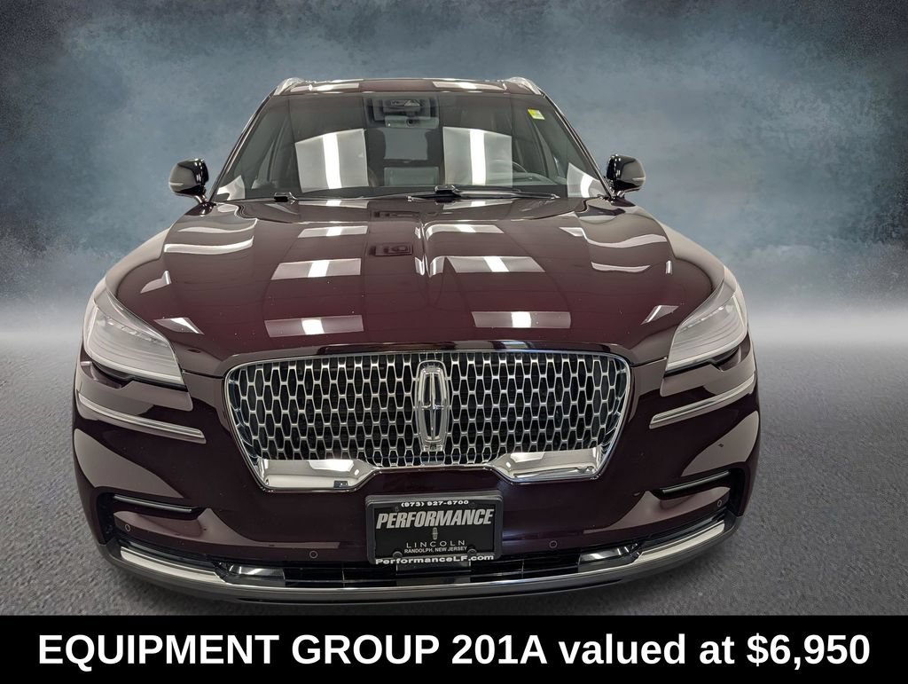 Used 2023 Lincoln Aviator Reserve w/ Equipment Group 201A AWD/4WD image 2