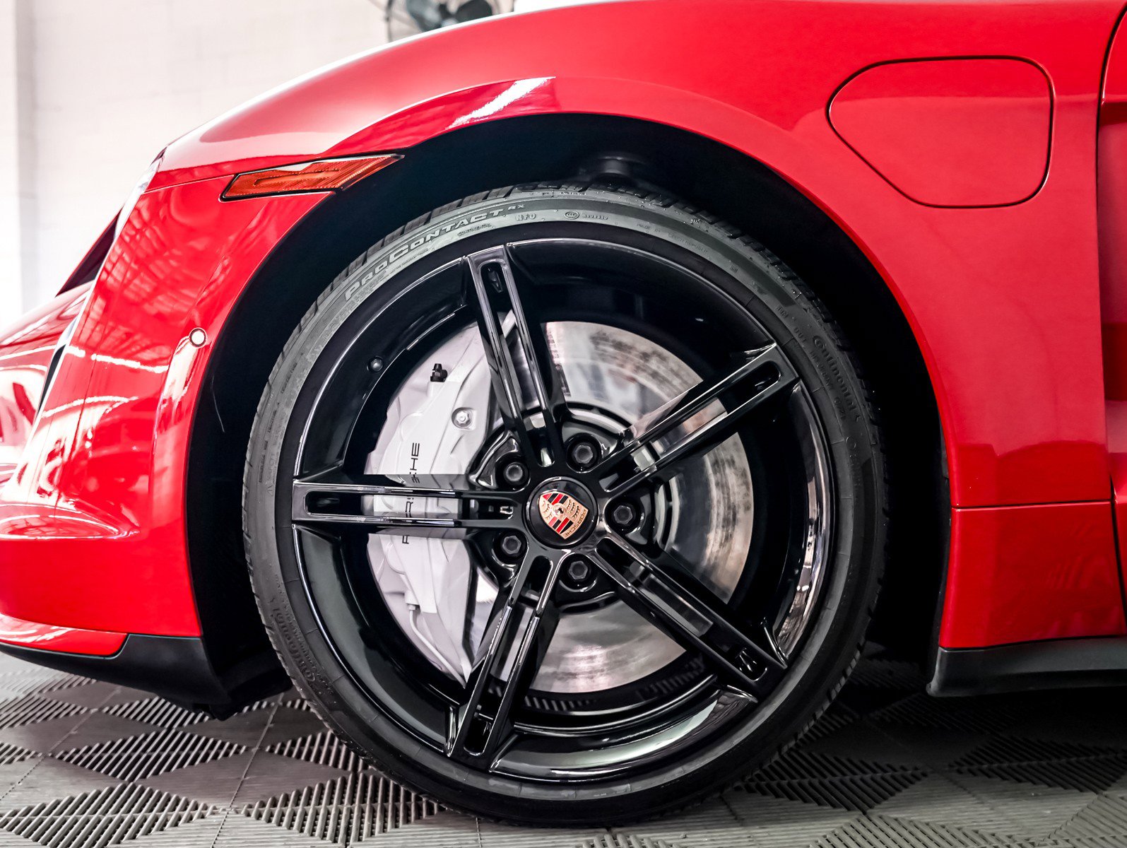 Certified 2020 Porsche Taycan Turbo image 13