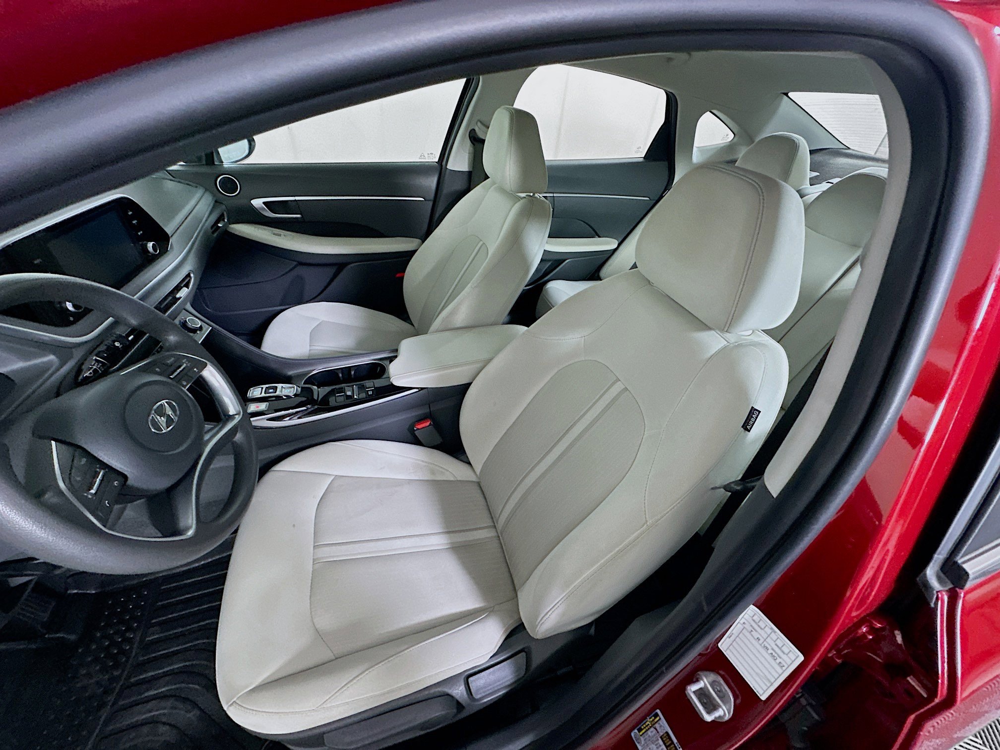 Used 2023 Hyundai Sonata SE FWD image 13