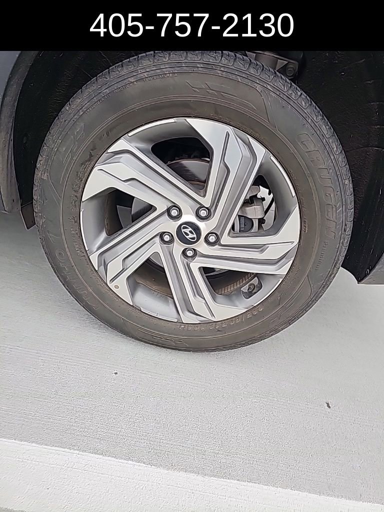 Used 2023 Hyundai Santa Fe SEL image 7