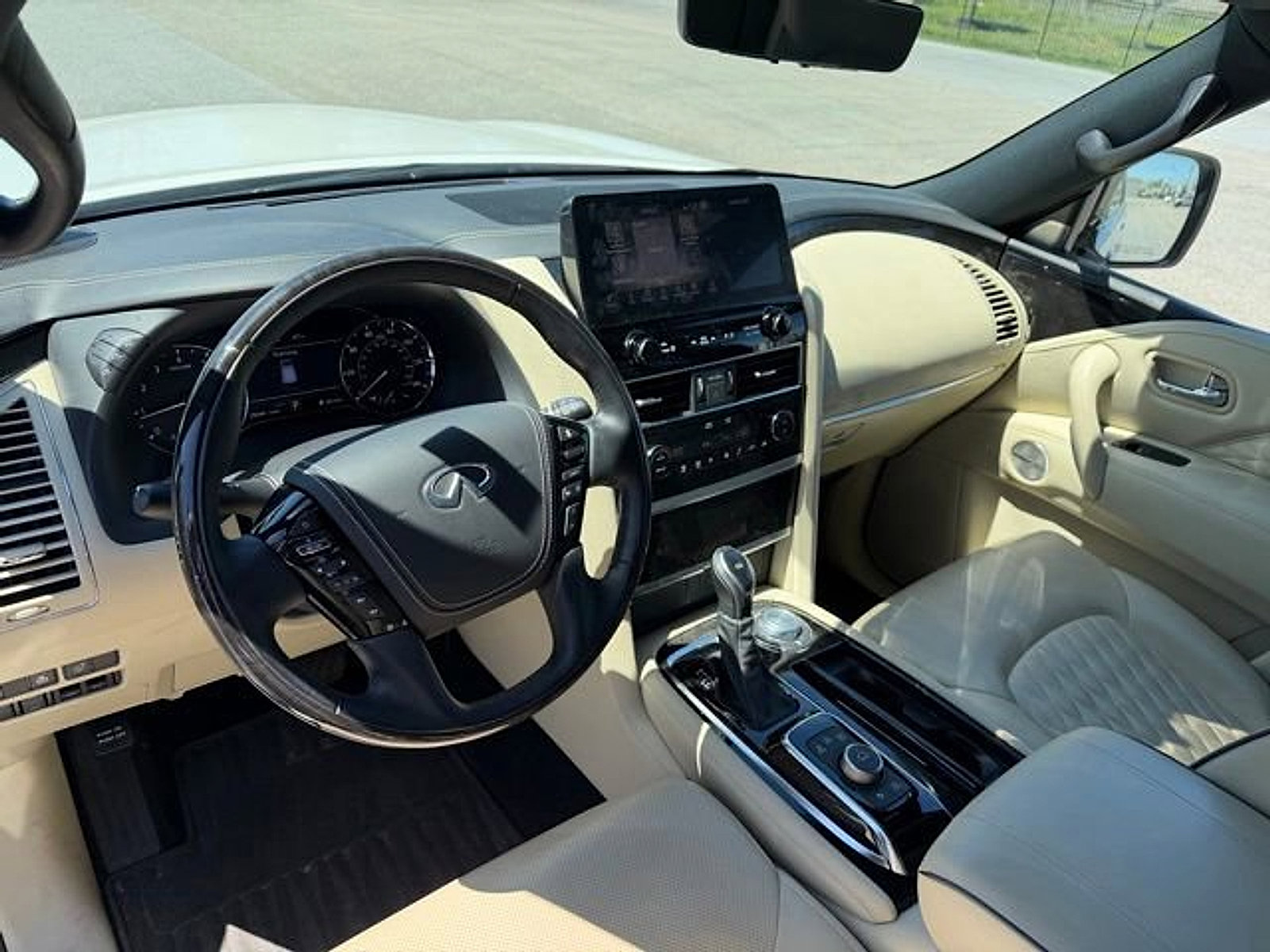 Certified 2024 INFINITI QX80 Sensory w/ Cargo Package AWD/4WD image 13