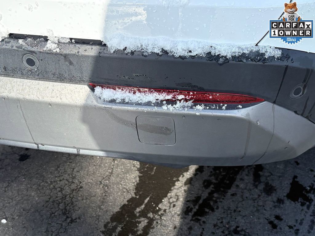 Used 2025 Chevrolet Equinox LT image 9