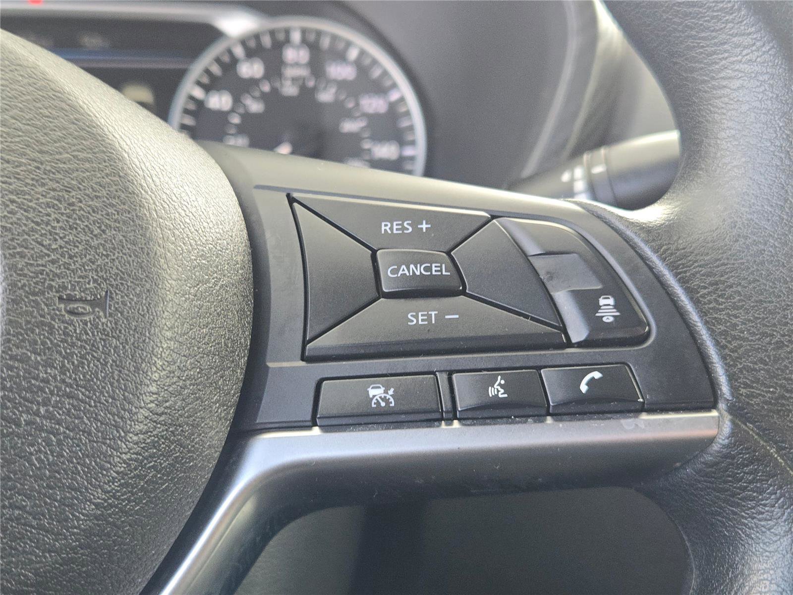 Used 2023 Nissan Sentra SV image 33