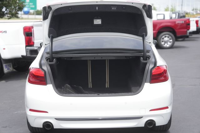 Used 2020 BMW 530i w/ Convenience Package image 31