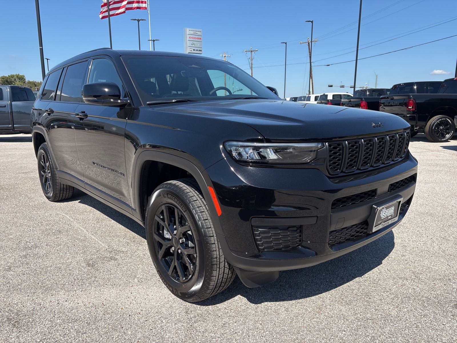 New 2025 Jeep Grand Cherokee L Altitude image 7