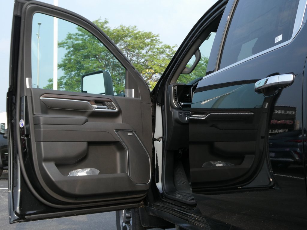 New 2025 GMC Sierra 2500 SLT w/ SLT Premium Package image 33