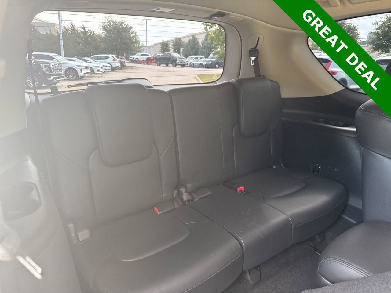 Used 2024 Nissan Armada SL w/ Captain's Chairs Package image 16