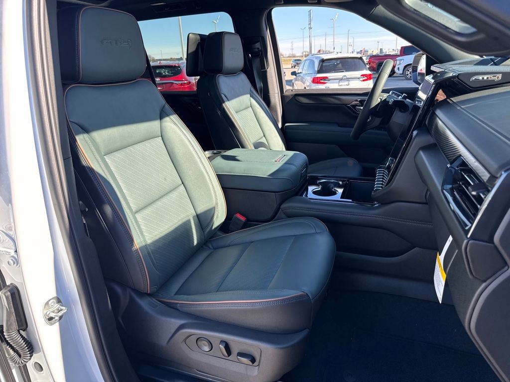 New 2026 GMC Yukon XL AT4 w/ AT4 Premium Plus Package image 12