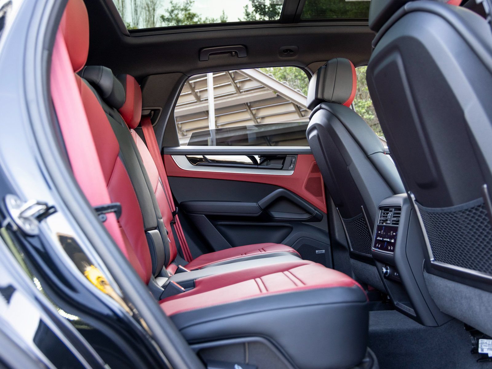 New 2026 Porsche Cayenne E-Hybrid AWD/4WD image 49