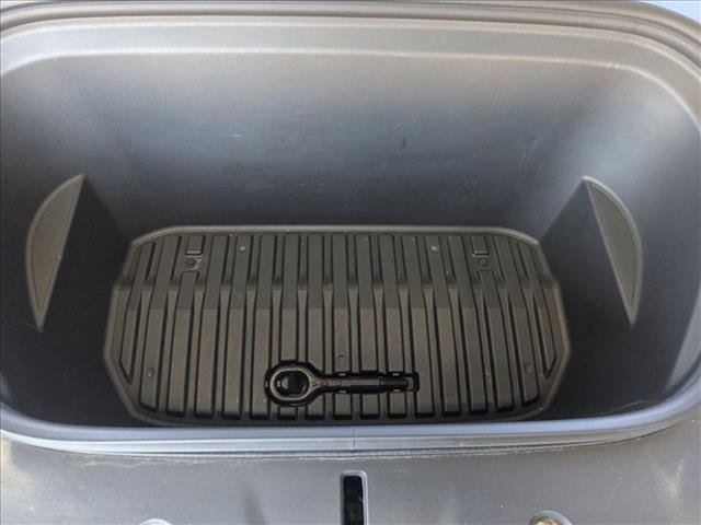 Used 2020 Tesla Model Y Long Range AWD/4WD image 25