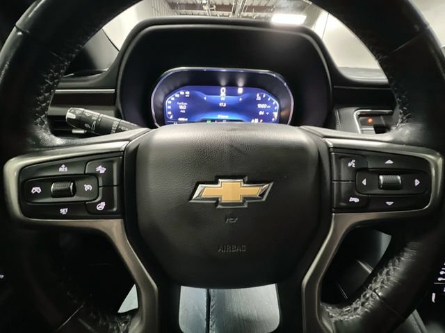 Certified 2022 Chevrolet Suburban LT w/ LT Signature Package AWD/4WD image 11