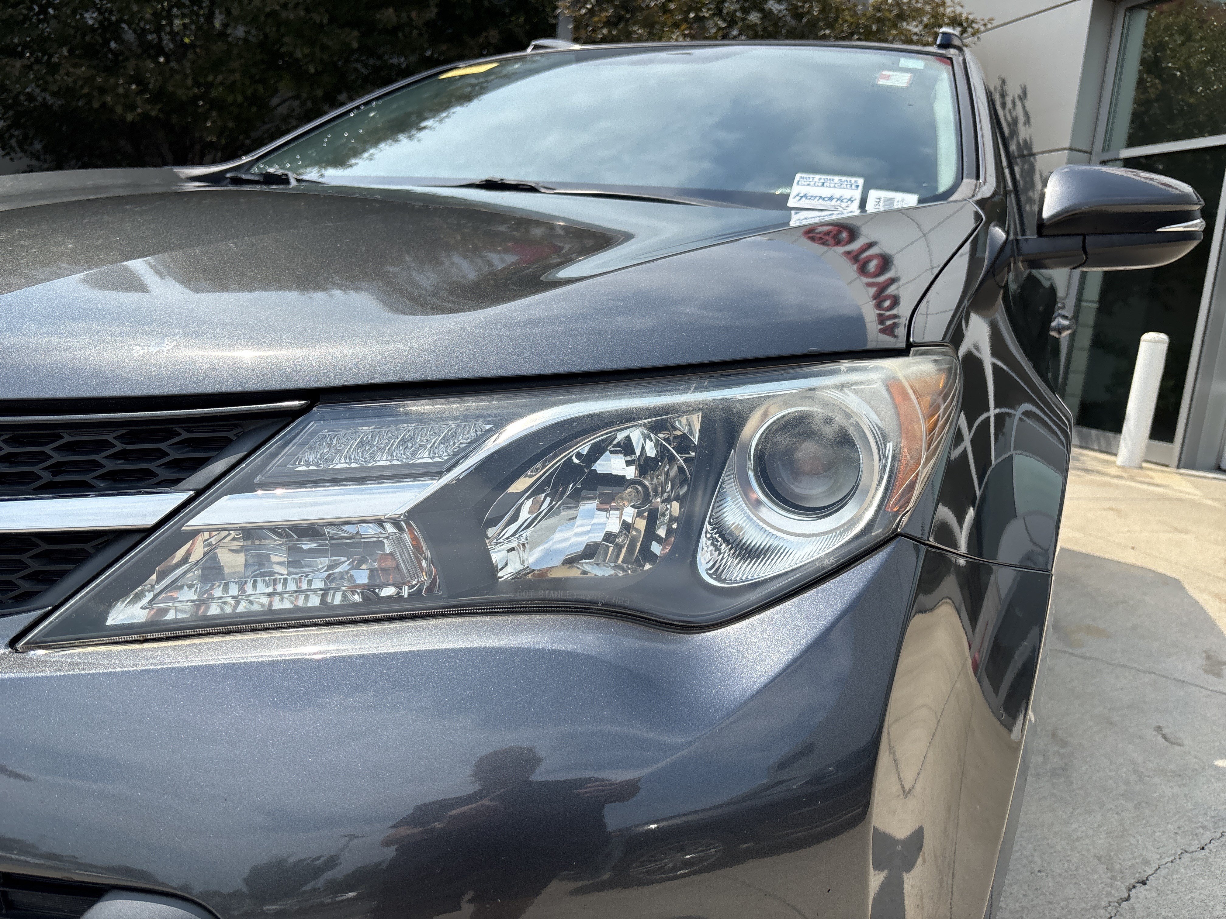 Used 2015 Toyota RAV4 XLE FWD image 11