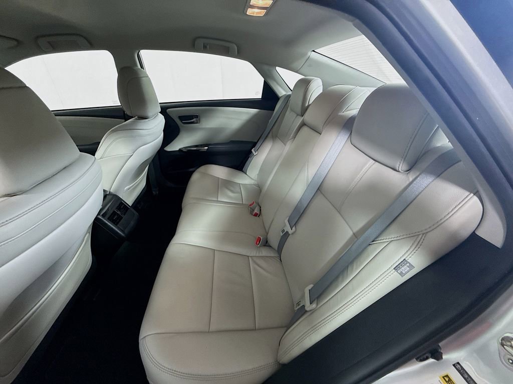 Used 2014 Toyota Avalon XLE image 21