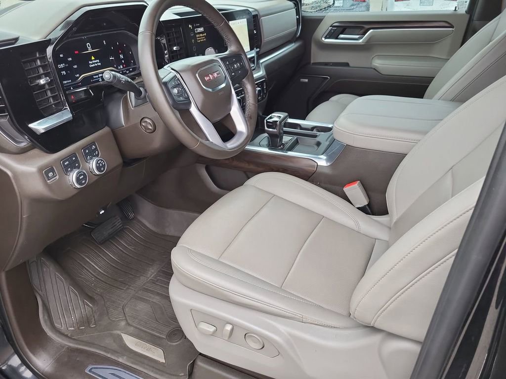 Used 2023 GMC Sierra 1500 SLT image 11