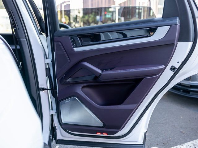 Certified 2025 Porsche Cayenne S image 48